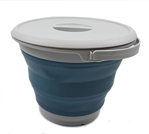 AMMART 8,5 l zusammenklappbarer Plastikeimer mit Deckel – Faltbare runde Wanne mit Deckel – tragbarer Wassereimer zum Angeln – platzsparender Outdoor-Wassertopf. Größe 31cm Durchmesser